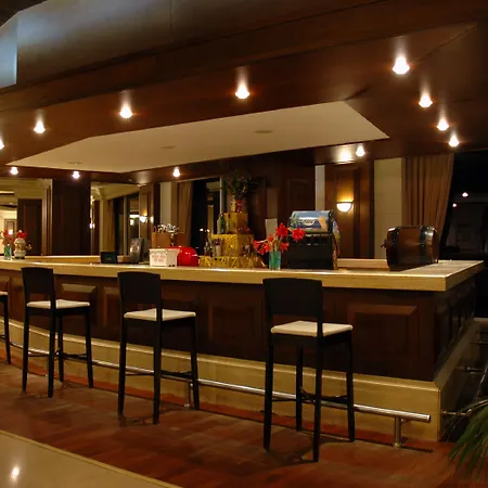Meder Hotel 5*