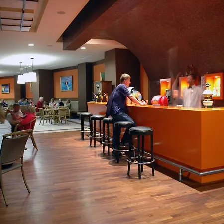 Meder Hotel